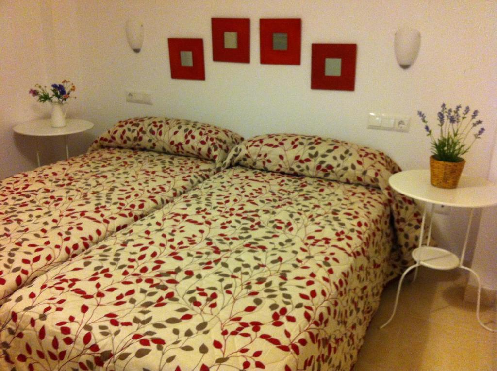Hostal Tres Soles Nerja Quarto foto