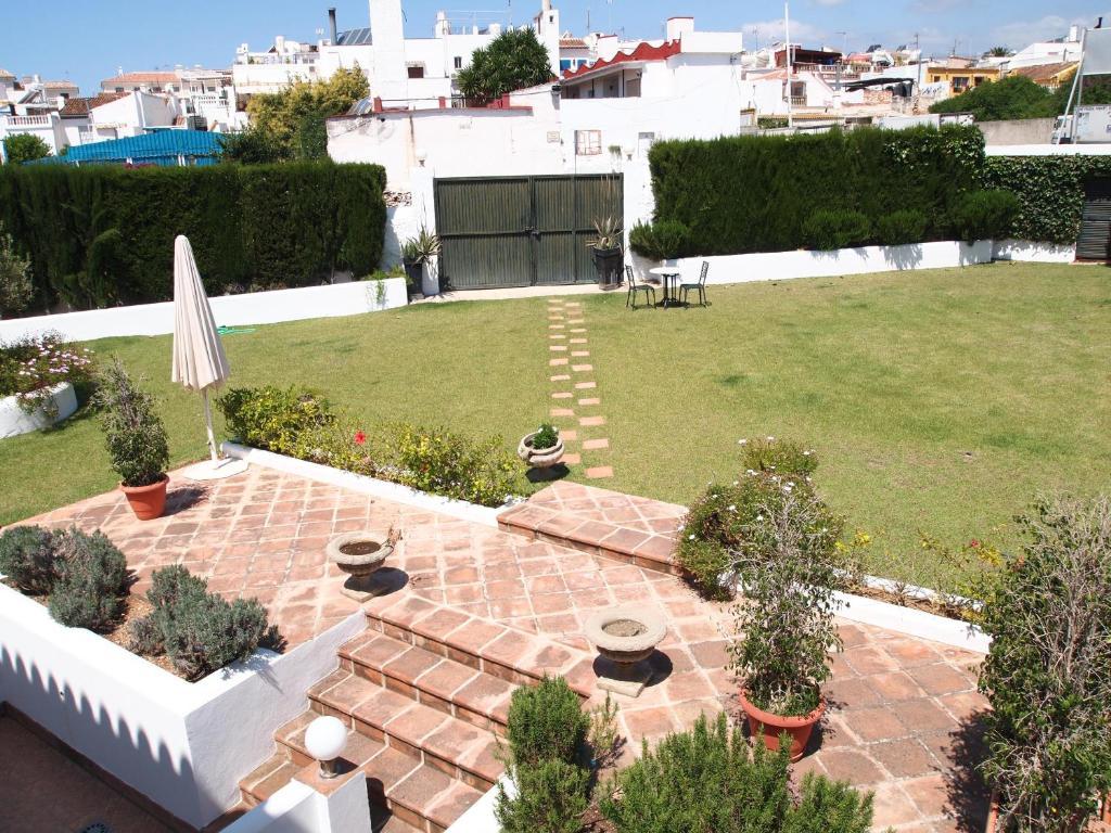 Hostal Tres Soles Nerja Quarto foto