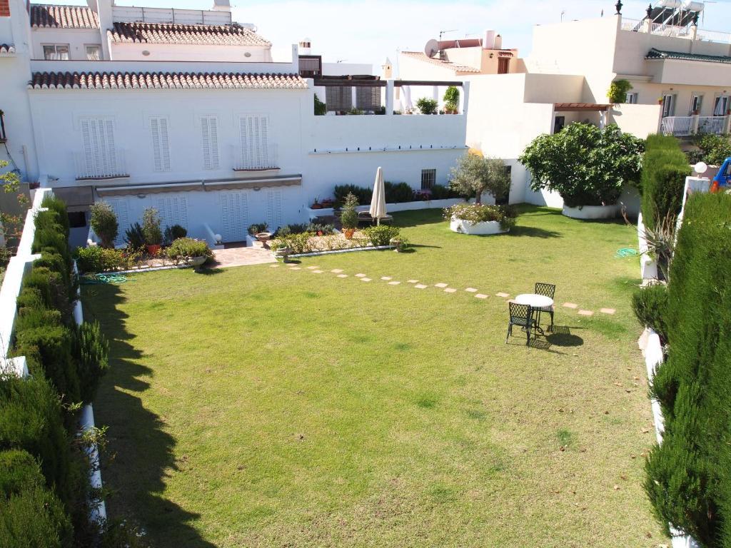 Hostal Tres Soles Nerja Quarto foto