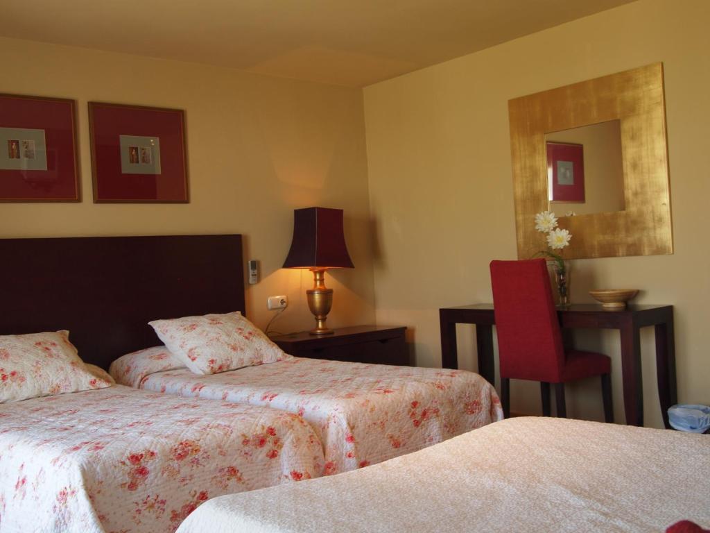 Hostal Tres Soles Nerja Quarto foto